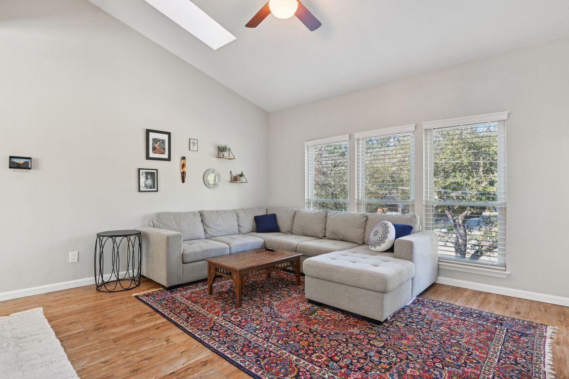 Preston Oaks Rd 1708-006.jpg