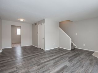 23755 Banbury Cir APT 10, Warrensville Heights, OH 44128