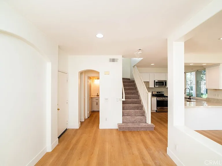 206 Garden Gate Ln — Photo 19