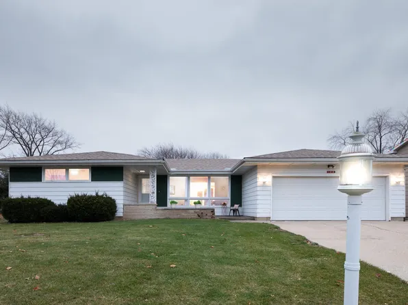 104 Herman St, East Peoria, IL 61611