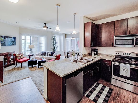 Le Mirage Apartments Kitchen and Living Room