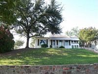 1st image of 302 W Clarendon Dr