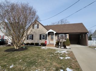 229 East Ln, Clark, NJ 07066
