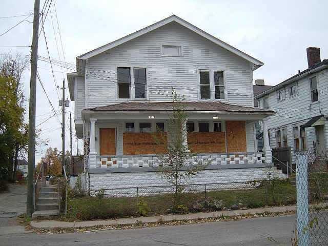 1st image of 1712 E Marlowe Ave