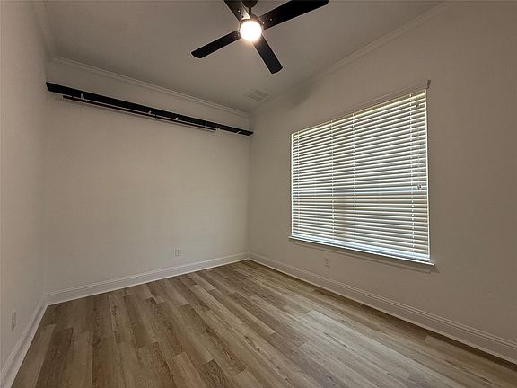 4th image of 1512 Long Shadow Ln
