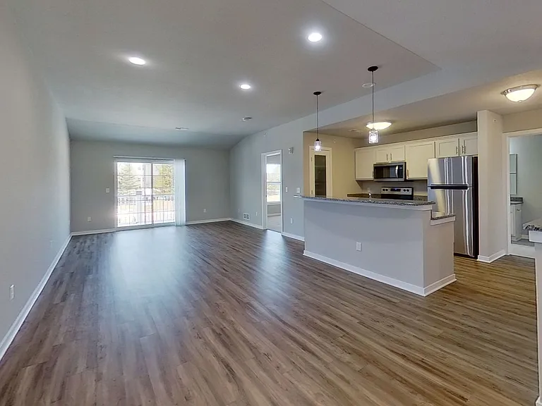 1911 Stoney Ln #75 — Photo 9