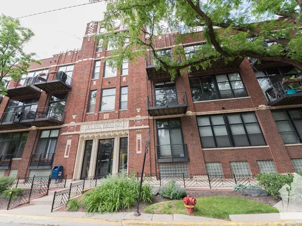 2300 W Wabansia Ave, Chicago, IL