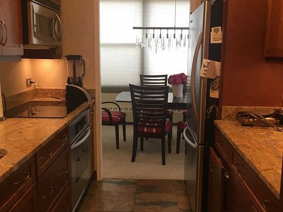 2nd image of 360 W Wellington Ave APT 11E
