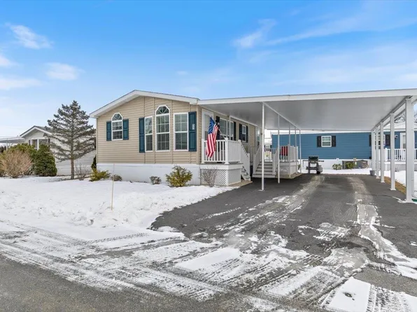 53 Hagop Road, Salem, NH 03079