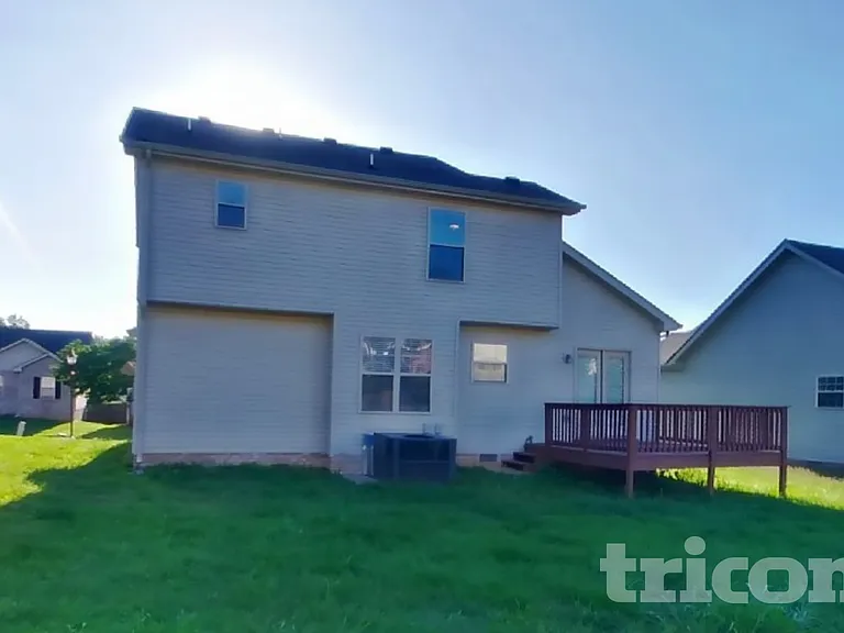 629 Wolfchase Dr — Photo 15