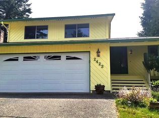 2423 SW 318th St, Federal Way, WA 98023