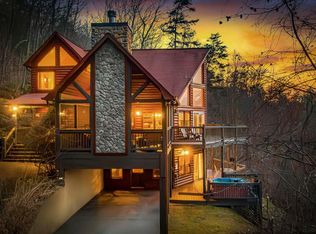 313 Spruce Cir, Mineral Bluff, GA 30559