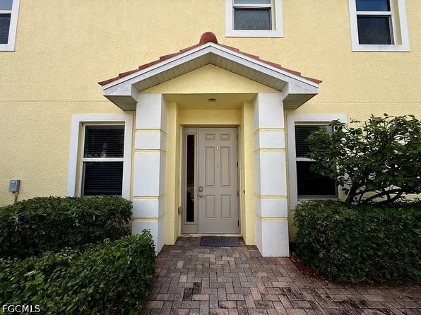 4361 Lazio Way APT 901, Fort Myers, FL 33901