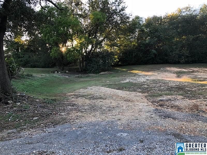 2nd image of 5320 Jaybird Rd