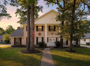 5407 Old Lodge Dr, Houston, TX 77066