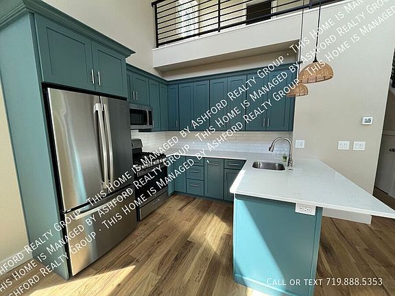 4th image of 839 E Willamette Ave