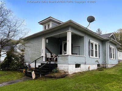 908 5th St, New Haven, WV, 25265