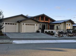 70 Royal Loop, Sequim, WA 98382