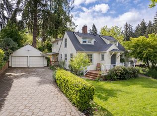 2680 Emerald St, Eugene, OR 97403