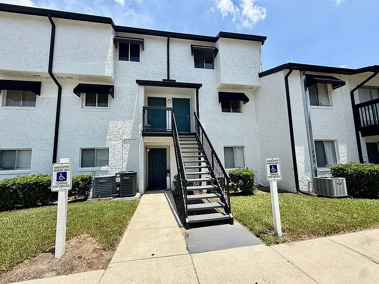 4115 S Semoran Blvd #10 — Photo 15