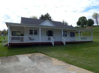 603 Joy Ranch Rd, Hillsville, VA 24381