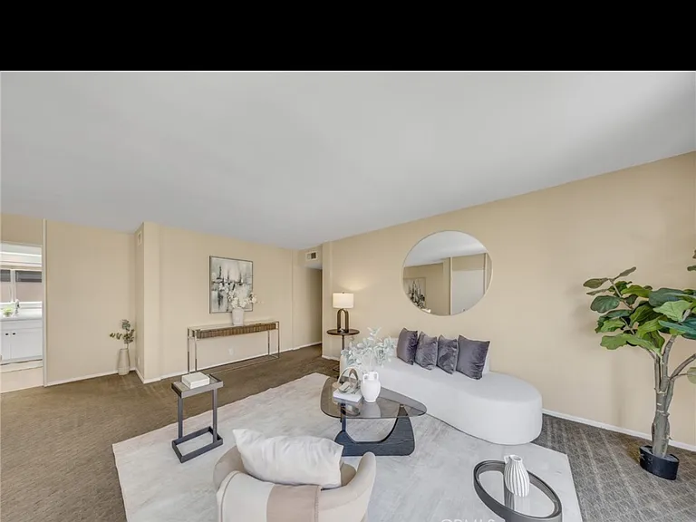 837 Magnolia Ave #11 — Photo 8