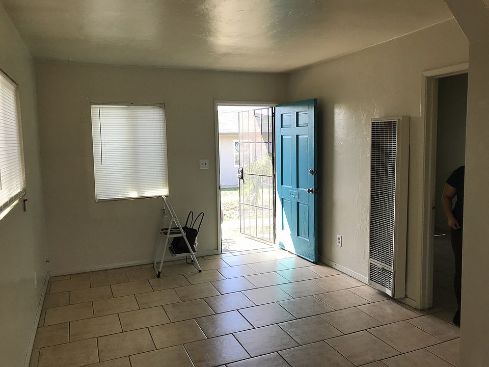 1st image of 4170-4192 National Ave #4192