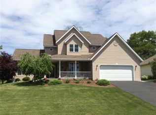 2045 Felicia Blvd, Endicott, NY 13760