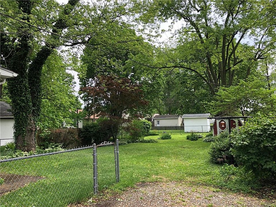2nd image of 552 N North St
