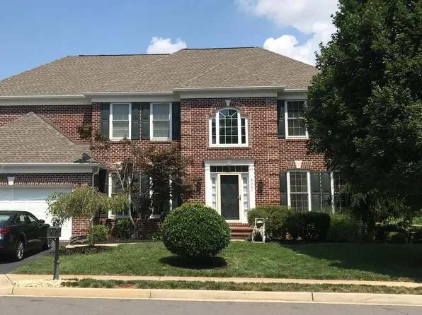 25794 Rawley Springs Dr, Chantilly, VA 20152