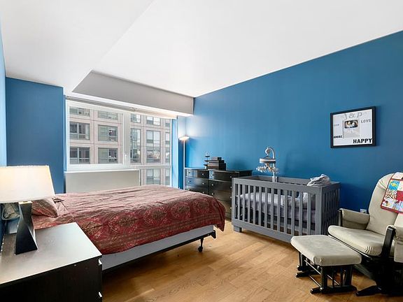 5th image of 440 Kent Ave APT 7E
