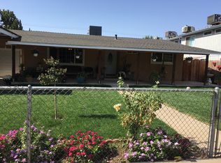 413 East St, Waterford, CA 95386