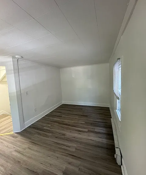 306 Walnut St — Photo 24