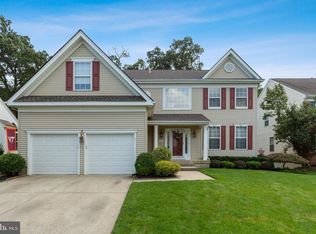 6 Oakhurst Ln, Mount Laurel, NJ 08054