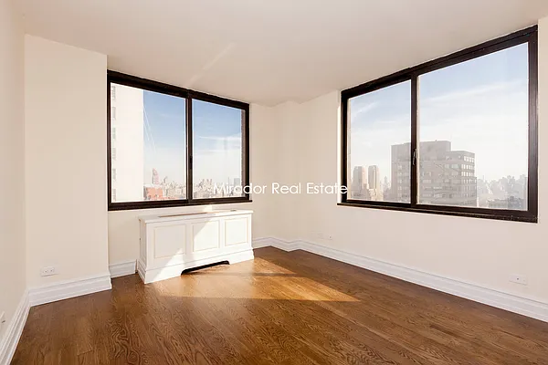 Rented by Mirador Real Estate | media 31