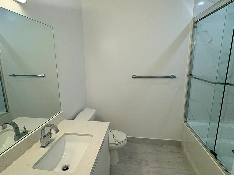 602 E Dania Bch #210 — Photo 7