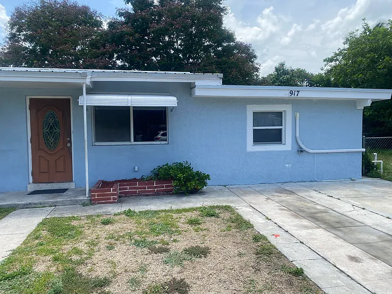 917 S Ridge St — Photo 3