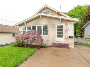 323 Fay Rd, Syracuse, NY 13219