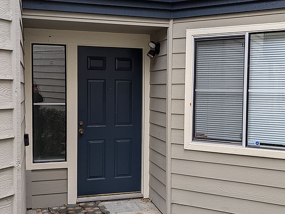 3rd image of 1552 Fairway Green Cir