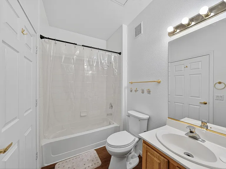 3940 Quiet Pine St #202 — Photo 20