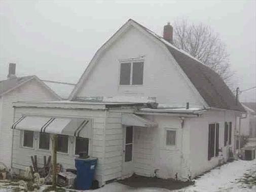 3rd image of 800 Whicher St