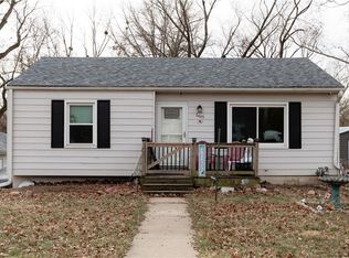 6445 Parkview Ave, Kansas City, KS 66104