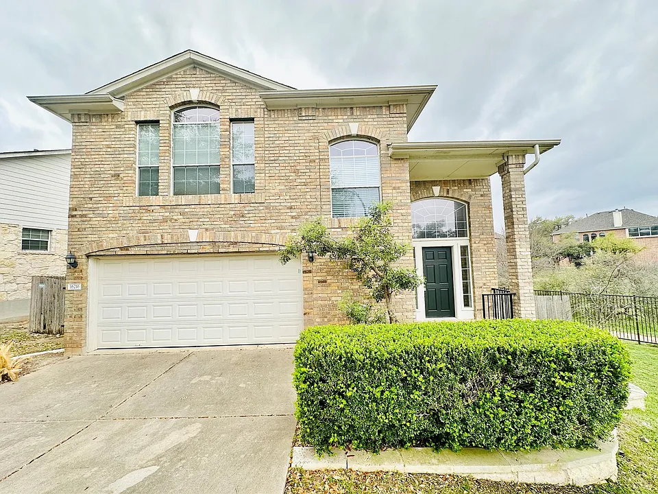 16216 Castletroy Dr