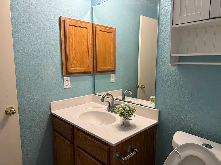 824 Mulder Dr — Photo 21
