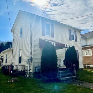 111 Petrolia St, Karns City, PA, 16041