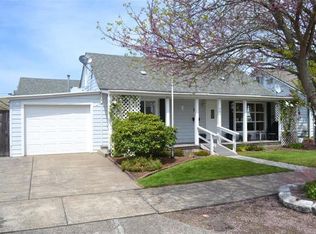 559 W Vine St, Lebanon, OR 97355