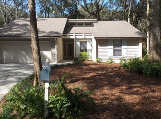 371 19th St, Atlantic Beach, FL 32233