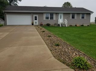 212 E Jefferson St, Delaware, IA 52036