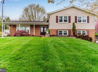 313 Indian Creek Dr, Mechanicsburg, PA 17050