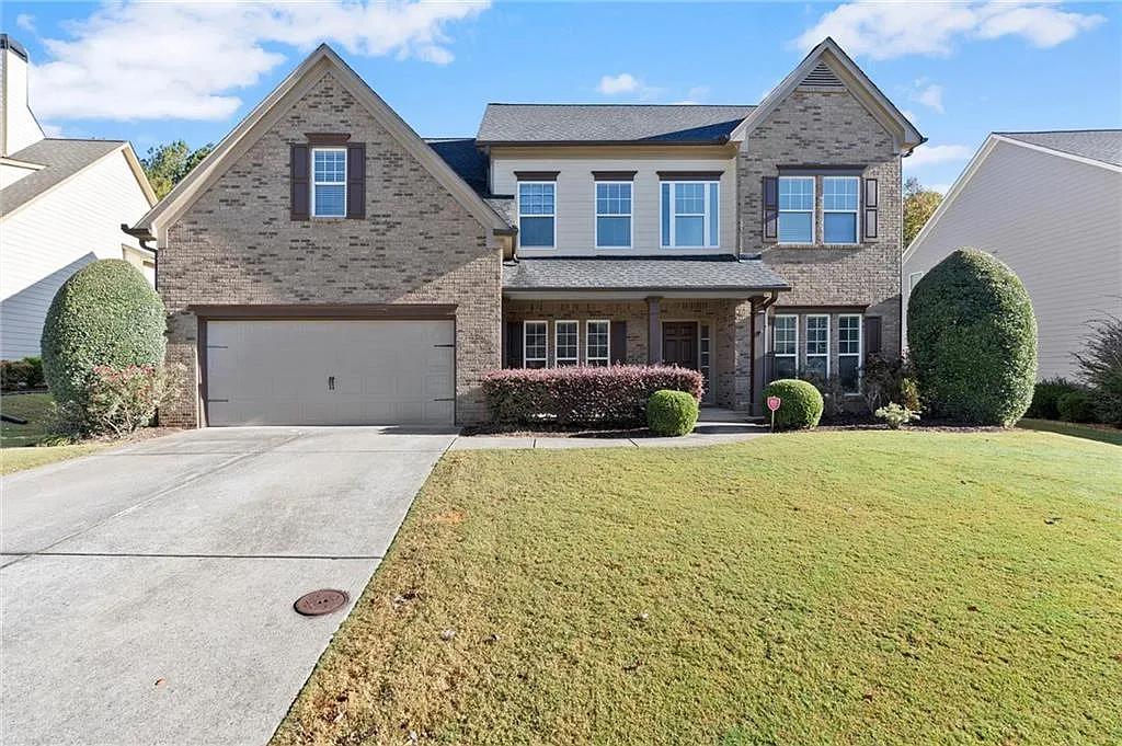 5 bed, 3.0 bath, 3074 sqft, $3,300 — Photo 1